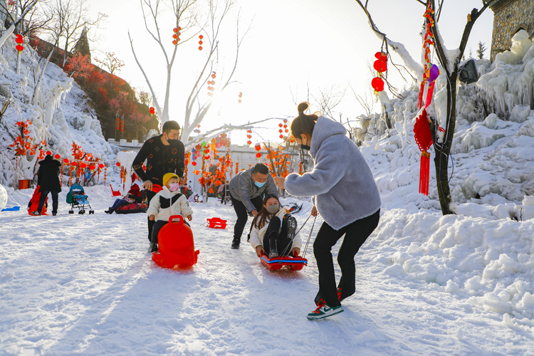 【新春走基層】慶陽(yáng)又添一處“冰雪世界”！除了“大”，還有千年古城的奇幻秘境！