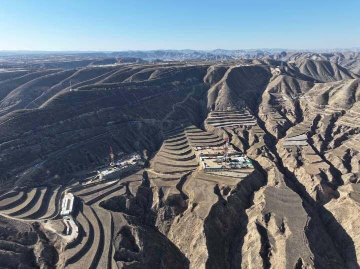 長(zhǎng)慶油田在慶陽市環(huán)縣新發(fā)現(xiàn)超億噸級(jí)整裝大油田